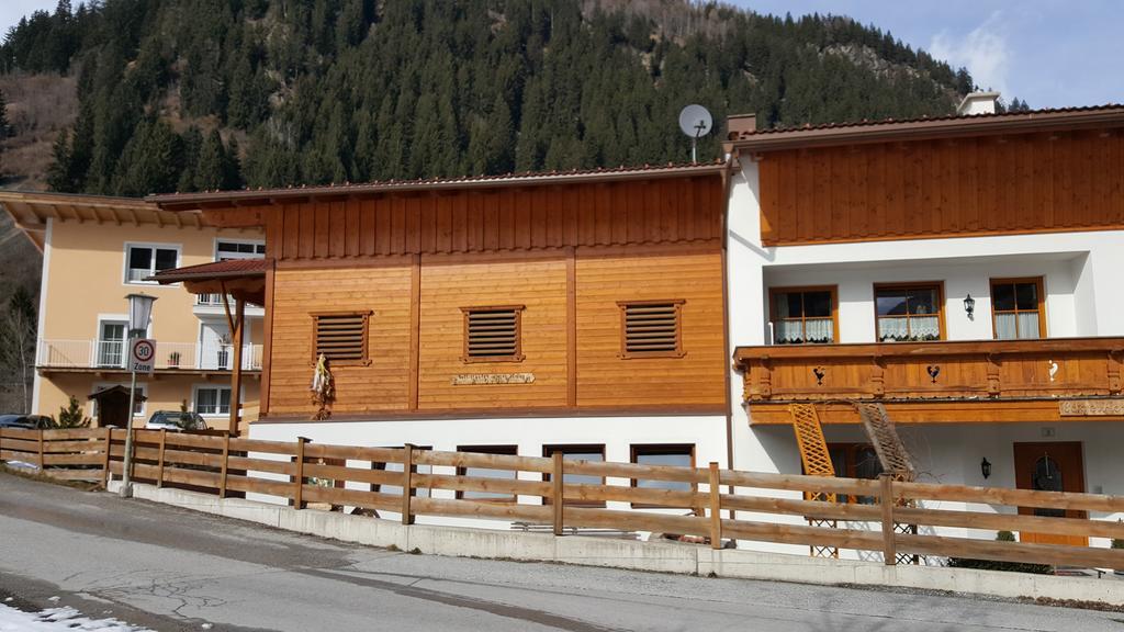 Saegehof Hotel Neustift im Stubaital Exterior photo